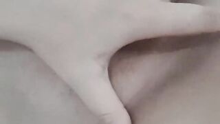 NYMPHOMANIAC ROMANIAN COMES FROM HER LOVER AND RUBS HERSELF TO ORGASM