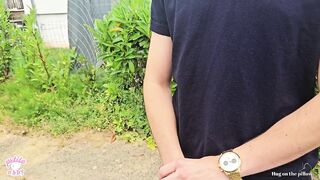 Chasse à l'homme risquée en public avec ma copine PetiteAbbyX