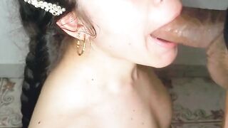 Puta adora chupar a piroca grossa