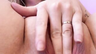 I was so wet and horny i just had to play with myself