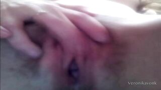 18 years old girls fingering her tight wet and hairy pussy