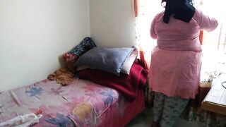 Hindi Hot Aunty Ko Jabardasti chudai chor (thief came & tied an old woman's hand & fucked her) Cum Inside Pussy