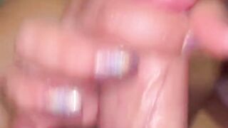 Holographic nails with finish