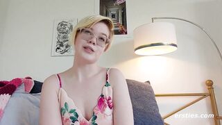 Ersties - American Hottie Plays With Her Pussy Before Going Anal